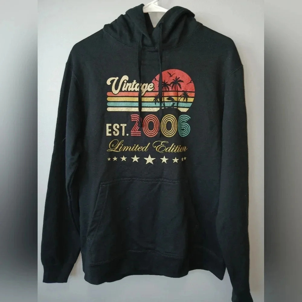 Port & Company Women's Size Medium Black Vintage 2006 Hoodie Beach Rainbow - Picture 1 of 4